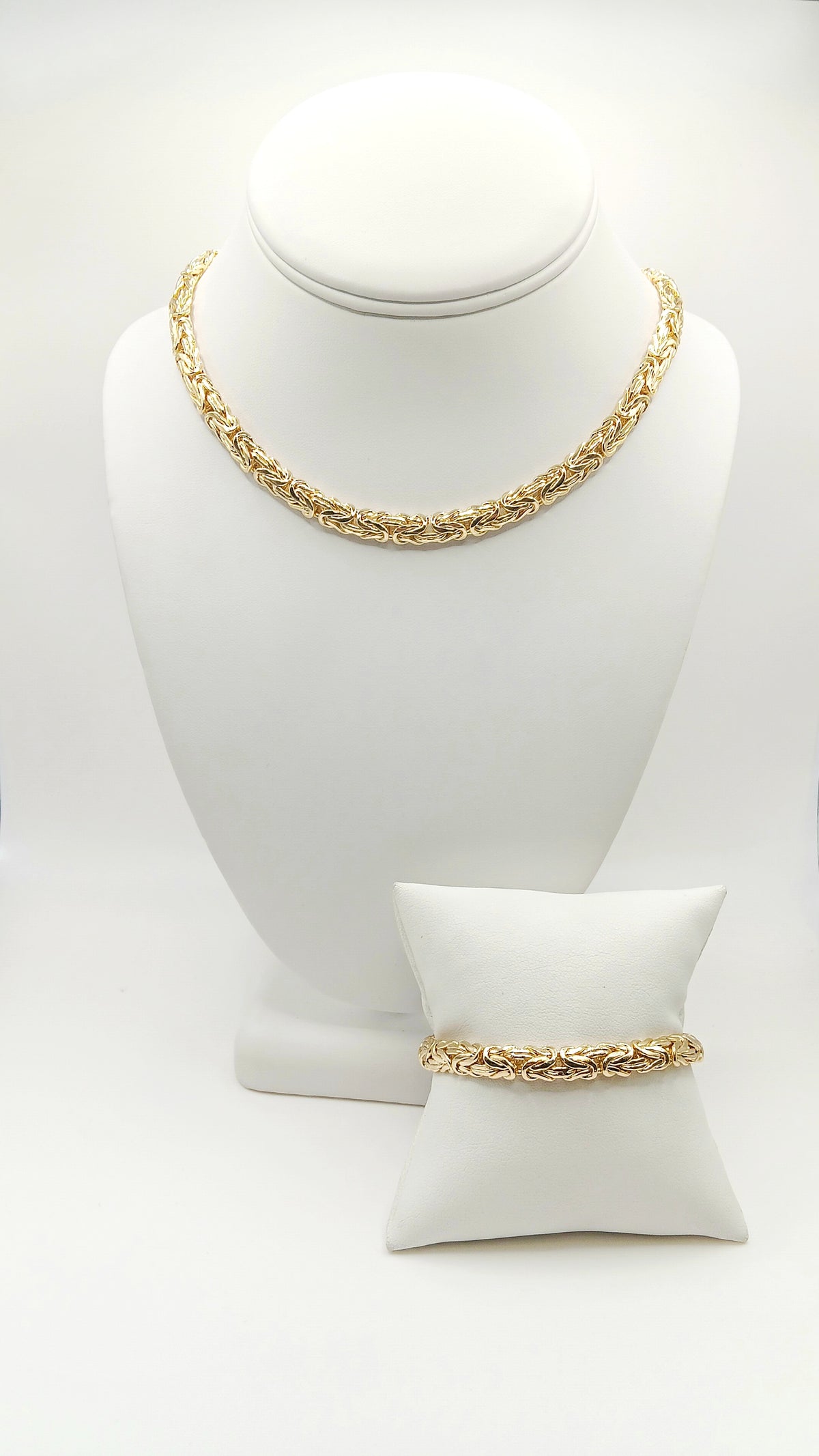 Choker and Bracelet Set 14k Gold Plated Openwork Design