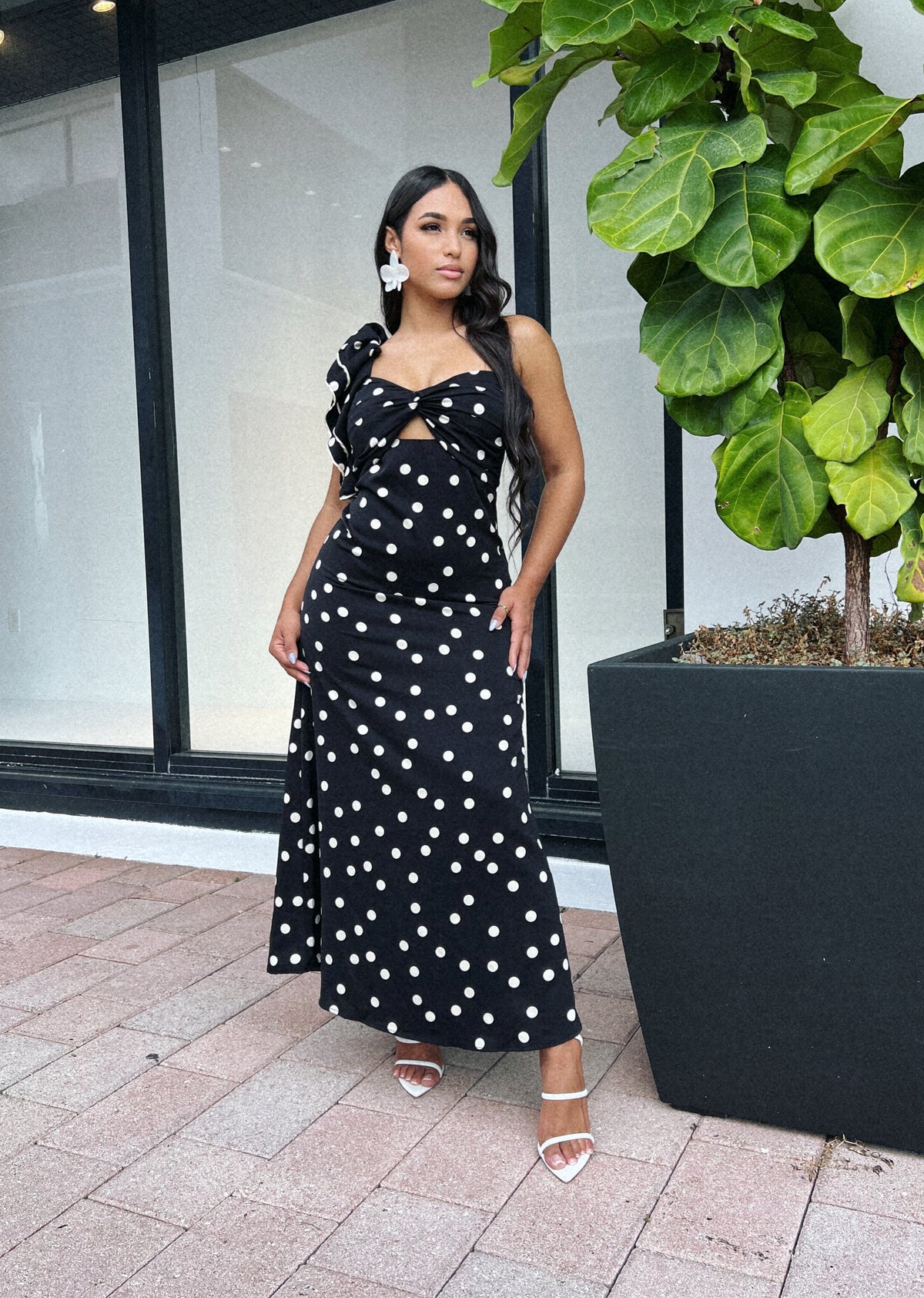 Vintage Inspired One Shoulder Maxi Dress Black